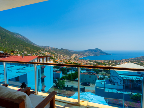  gece  -  Kasım
  | Kalkan Akbel'de Eşsiz Deniz Manzaralı Geniş Aile Villası